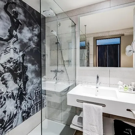 Nh Collection Centre 4*